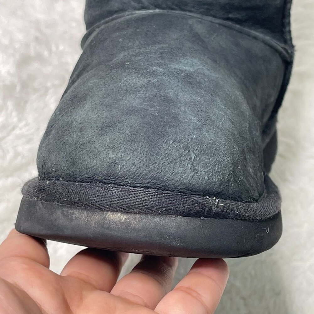 UGG Kid's Black Bailey Bow II Exotic Suede Boot Round Toe Shoes Size 4 US - Picture 13 of 15